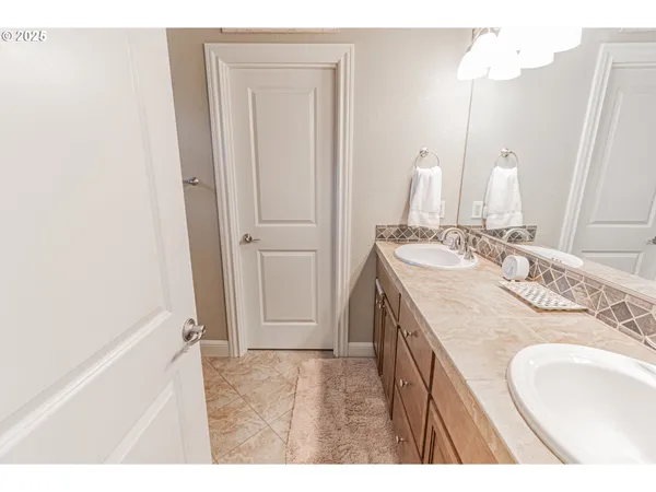 $625,000 | 2278 Northeast Hotspur Lane, Lincoln City, OR 97367