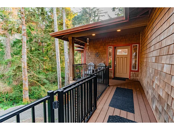 $625,000 | 2278 Northeast Hotspur Lane, Lincoln City, OR 97367