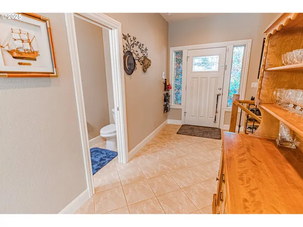 $625,000 | 2278 Northeast Hotspur Lane, Lincoln City, OR 97367