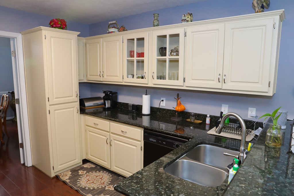8001 Ridgewood Court Columbus, GA 31909 - Photo 14 of 50 Gallery Image 14