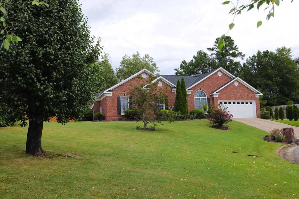 8001 Ridgewood Court Columbus, GA 31909 - Photo 4 of 50 Gallery Image 4