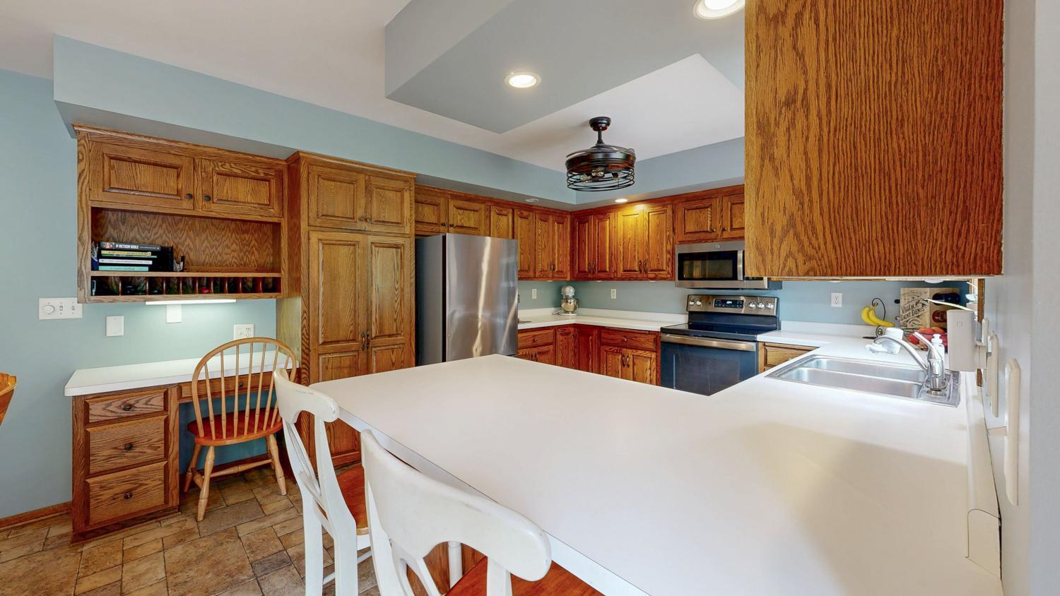 2217 Regent Lane Southwest Rochester, MN 55902 - Photo 9 of 36