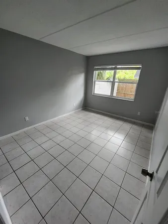 $1,195 | 101 North Fernwood Avenue, Unit 1, Clearwater, FL 33765