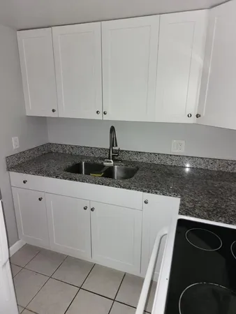 $1,195 | 101 North Fernwood Avenue, Unit 1, Clearwater, FL 33765