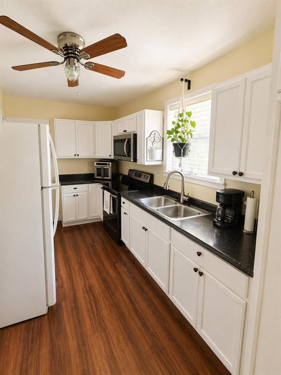 203 Stroud Street Cleburne, TX 76033 - Photo 11 of 19