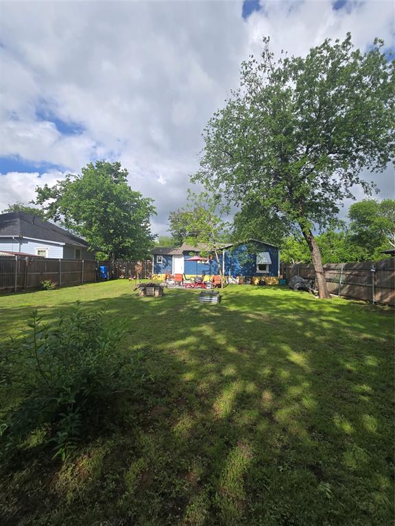203 Stroud Street Cleburne, TX 76033 - Photo 16 of 19