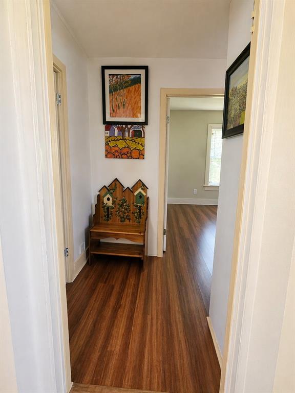 203 Stroud Street Cleburne, TX 76033 - Photo 4 of 19
