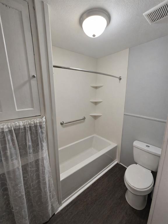 203 Stroud Street Cleburne, TX 76033 - Photo 5 of 19
