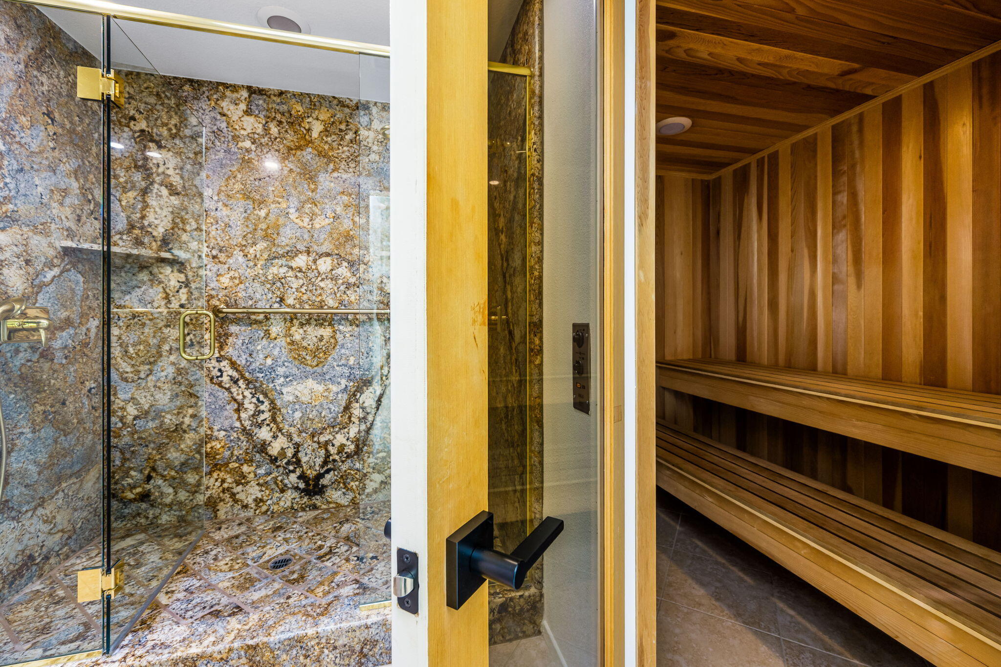 146 Yale Drive Rancho Mirage, CA 92270 - Photo 40 of 63 Shower & Sauna