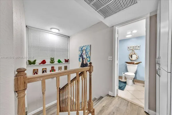 $2,850 | 9410 Live Oak Place, Unit 110, Davie, FL 33324