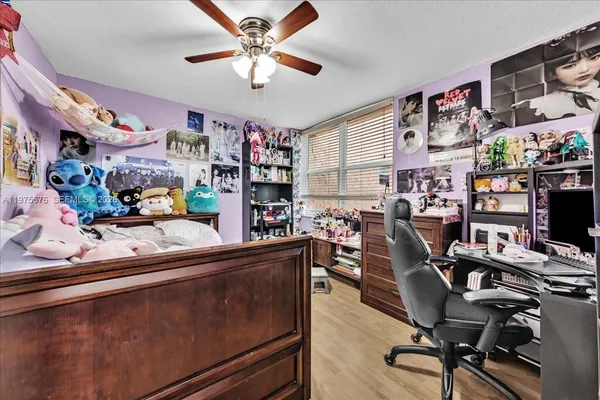 $2,850 | 9410 Live Oak Place, Unit 110, Davie, FL 33324