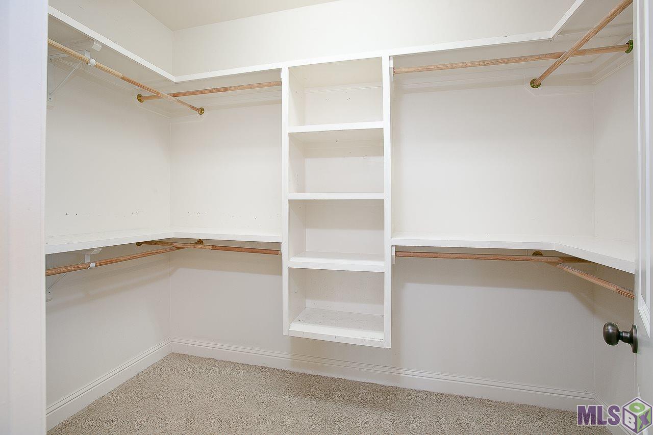 10868 Springtree Avenue Baton Rouge, LA 70810 - Photo 11 of 26 Gallery Image 11