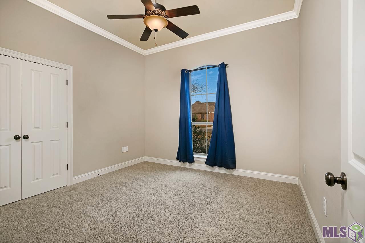 10868 Springtree Avenue Baton Rouge, LA 70810 - Photo 8 of 26 Gallery Image 8