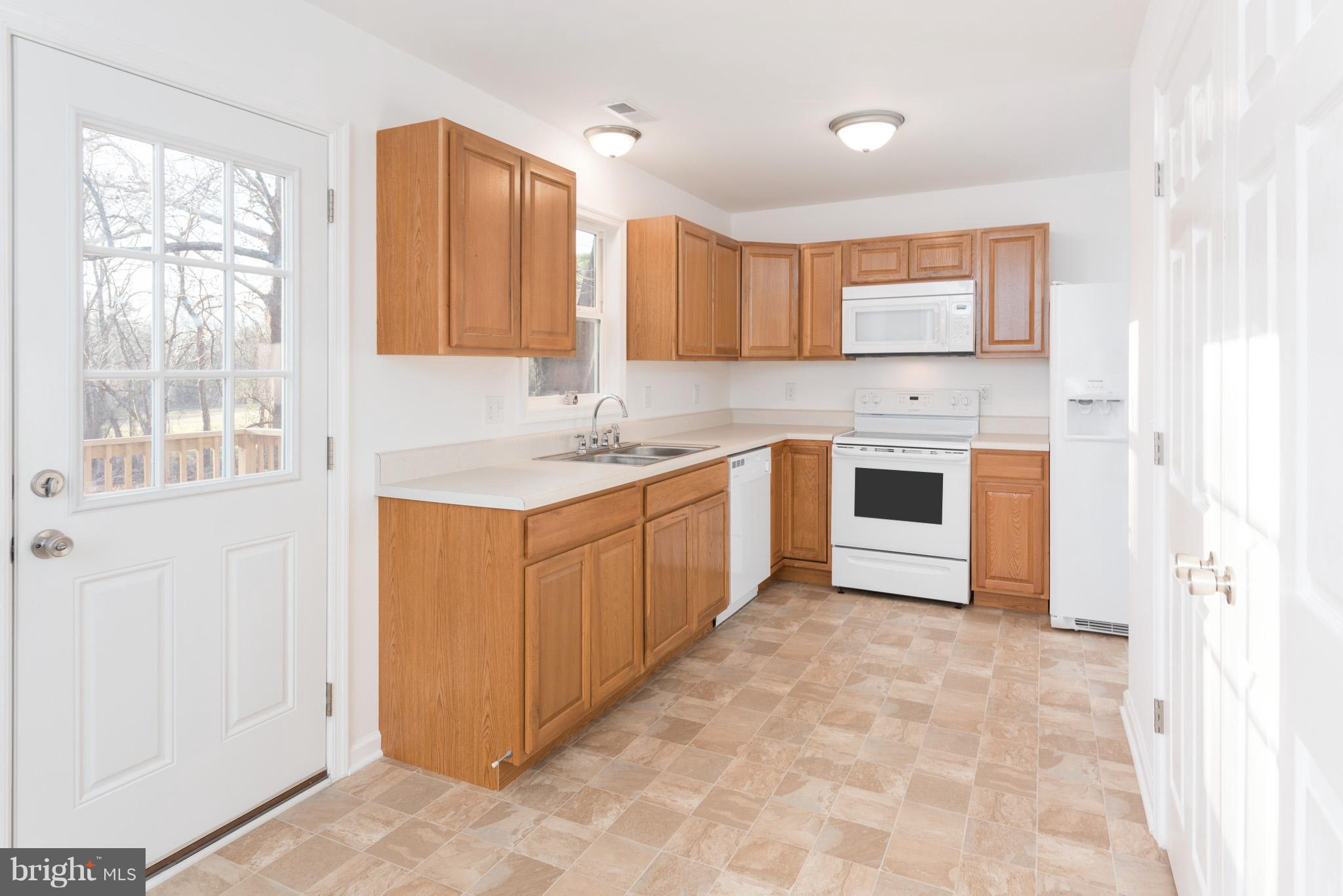 16 Wagner Farm Road Louisa, VA 23093 - Photo 7 of 30 Kitchen
