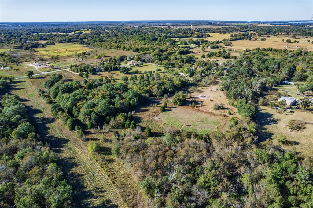 Tbd Tempie Road Trinidad, TX 75163 - Photo 17 of 29 a view of a city with lush green forest
