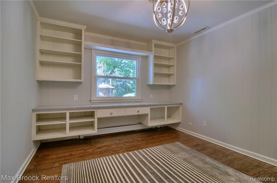 4170 Nearbrook Road Bloomfield Hills, MI 48302 - Photo 20 of 45 Study with Built-ins
