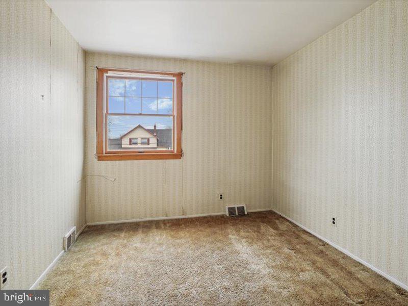 953 Mueller Road Warminster, PA 18974 - Photo 12 of 25 Gallery Image 12