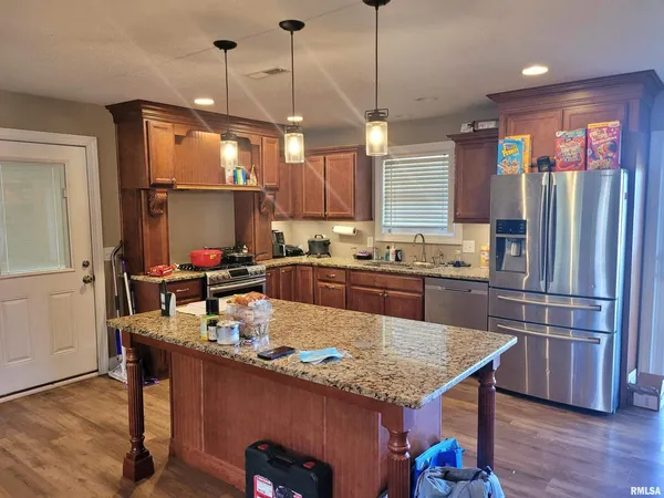 $230,000 | 42 County Line Road, Grand Chain, IL 62941