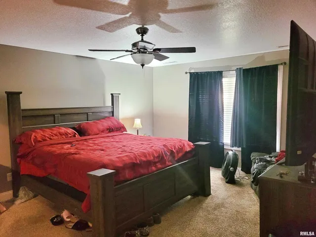 $239,900 | 42 County Line Road, Grand Chain, IL 62941