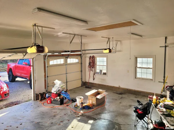 $230,000 | 42 County Line Road, Grand Chain, IL 62941
