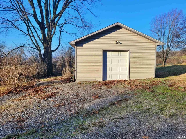 $239,900 | 42 County Line Road, Grand Chain, IL 62941