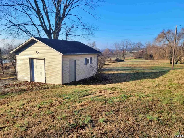 $239,900 | 42 County Line Road, Grand Chain, IL 62941