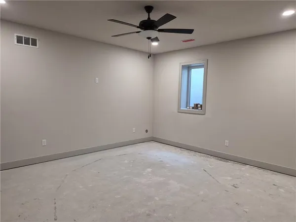$460,000 | 4915 146th Street, Basehor, KS 66007