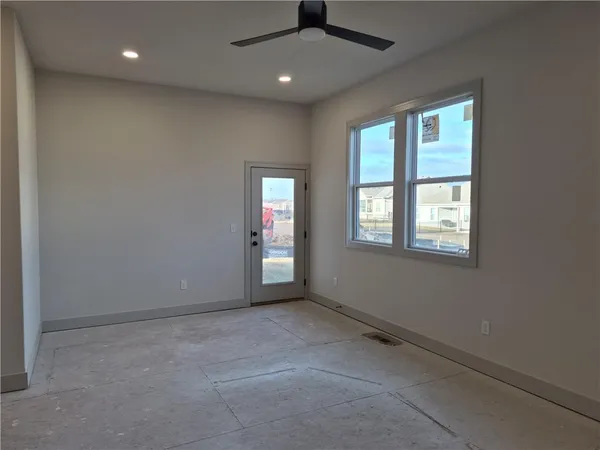 $460,000 | 4915 146th Street, Basehor, KS 66007