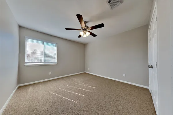 $2,170 | 32126 Willow Creek Park, Conroe, TX 77385