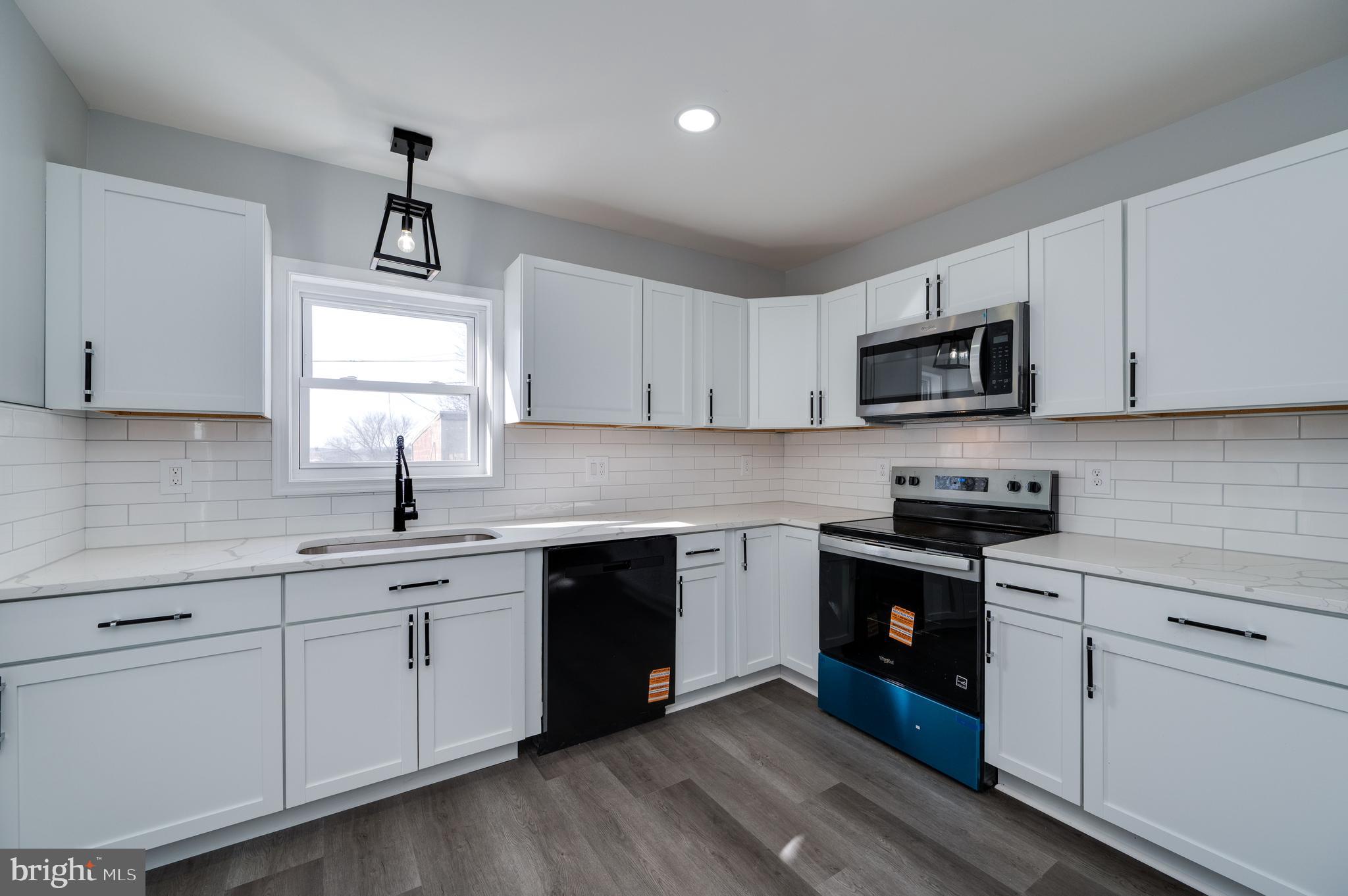 348 Garfield Street York, PA 17401 - Photo 17 of 45