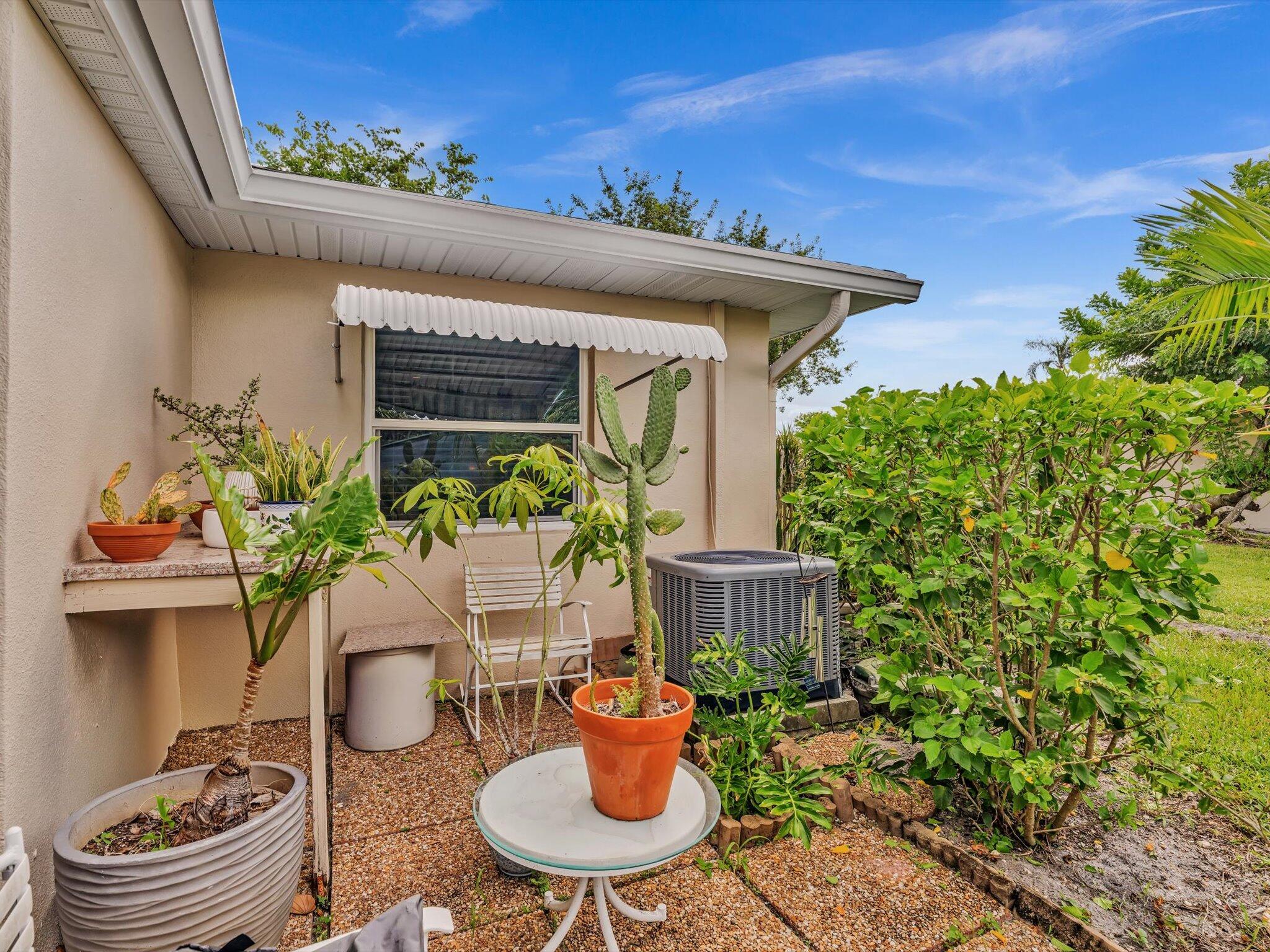 20966 Sedgewick Drive Boca Raton, FL 33433 - Photo 23 of 57 Deck
