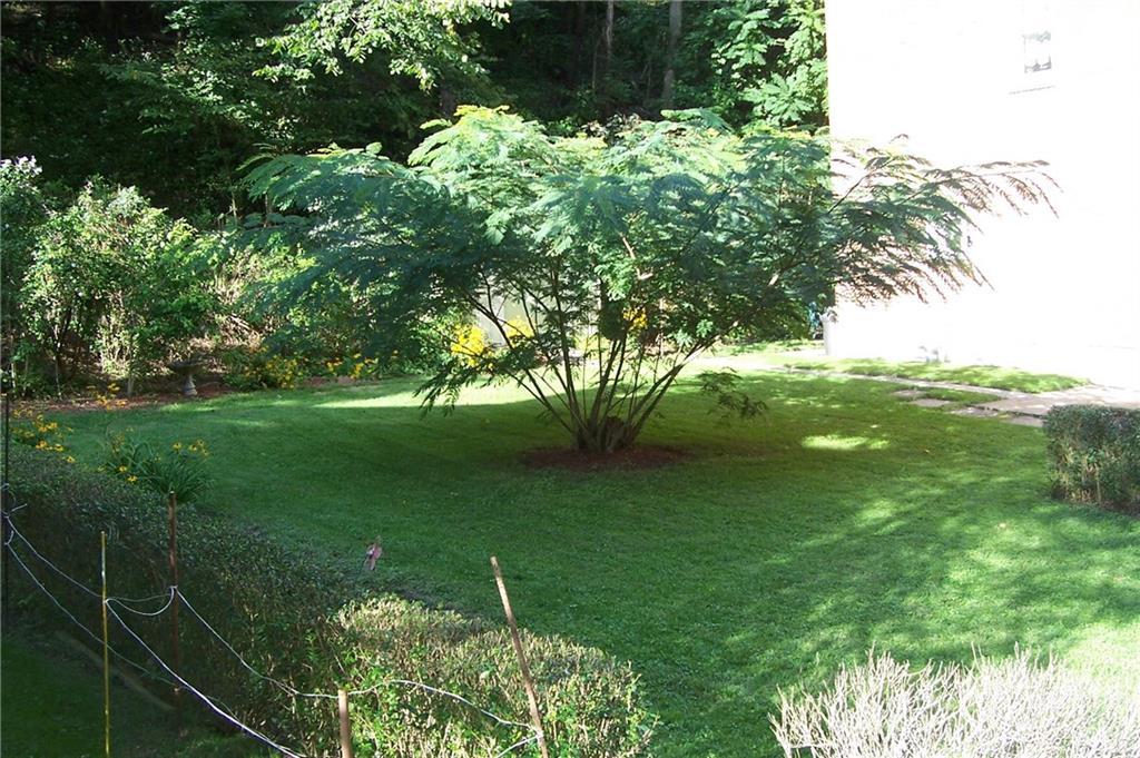 1033 Geyer Road Pittsburgh, PA 15209 - Photo 21 of 23 Gallery Image 21
