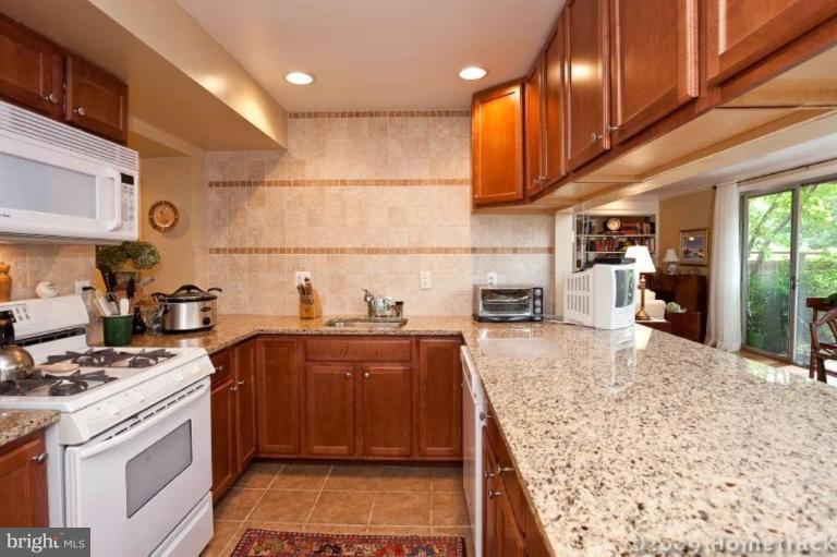 12 Cross Keys Road, Unit 12A Baltimore, MD 21210 - Photo 15 of 21 Kitchen