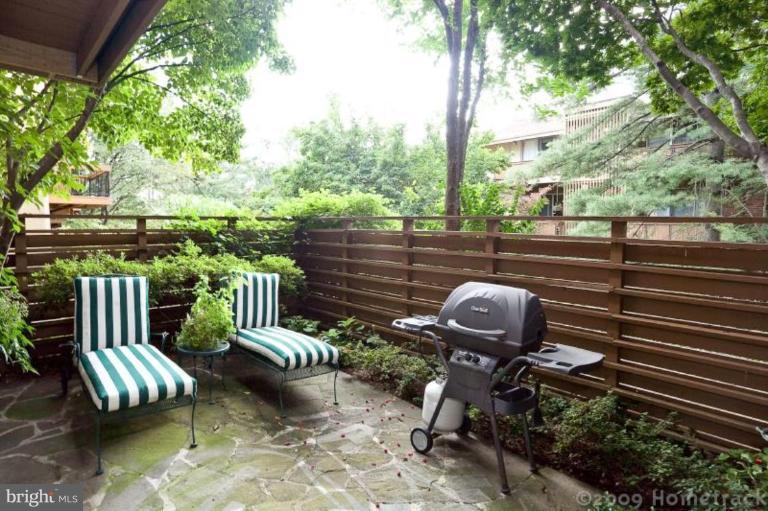 12 Cross Keys Road, Unit 12A Baltimore, MD 21210 - Photo 18 of 21 Patio