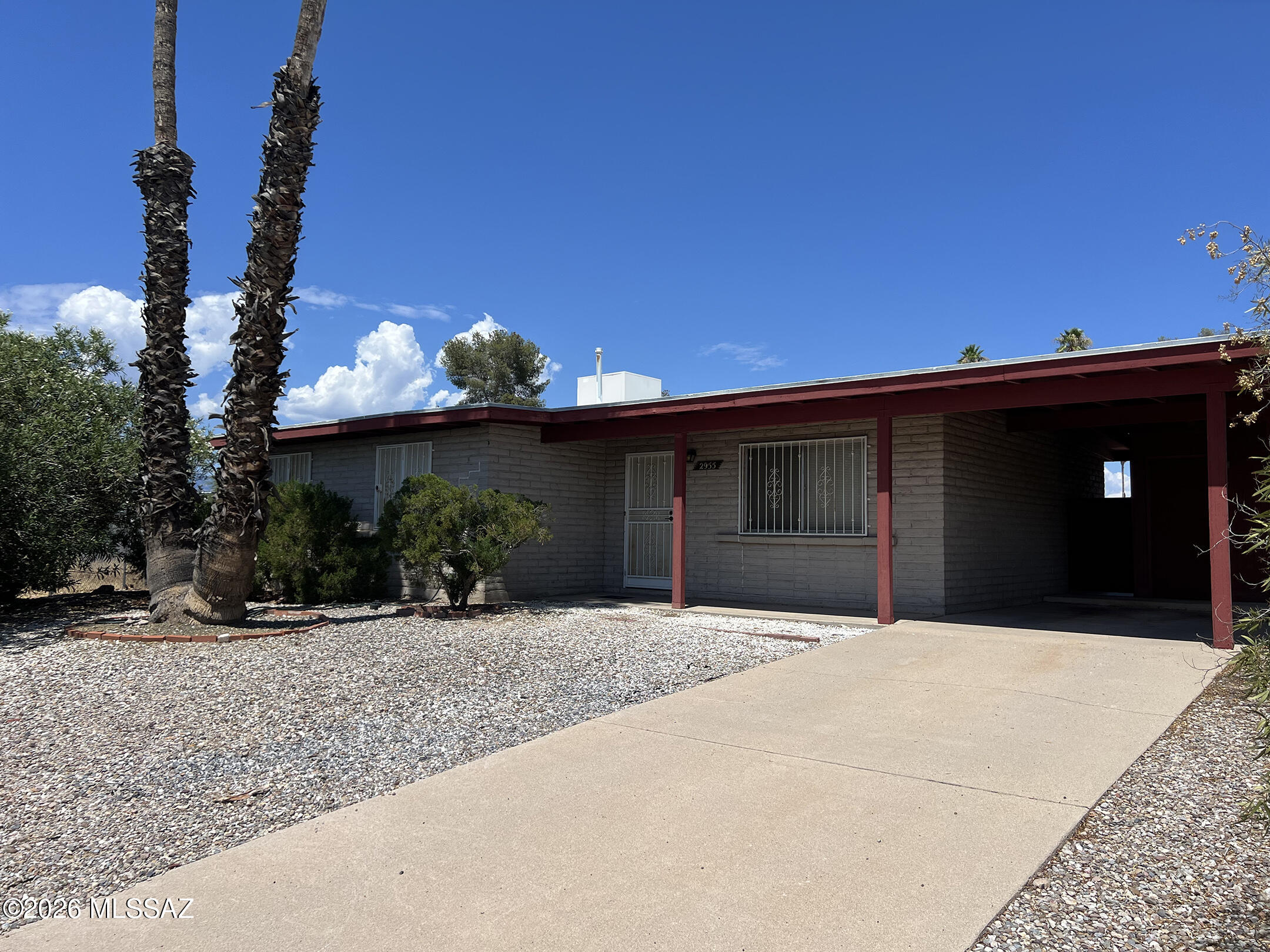 2955 South Kolb Road Tucson, AZ 85730 - Photo 2 of 24 Outstanding Home near Kolb and Golf Links