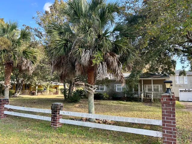 $499,000 | 2751 Atlanta Drive, Mount Pleasant, SC 29466