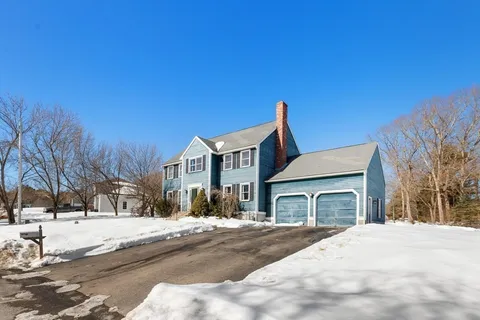 $849,900 | 1 Maura Elizabeth Lane, Foxboro, MA 02035