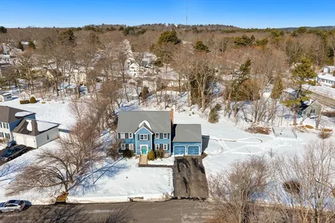 $849,900 | 1 Maura Elizabeth Lane, Foxboro, MA 02035