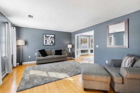 $849,900 | 1 Maura Elizabeth Lane, Foxboro, MA 02035