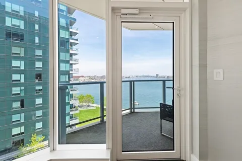 $3,595,000 | 50 Liberty Drive, Unit 7L, Boston, MA 02210