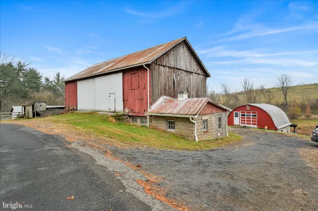 $1,500,000 | 7 North Oak Lane, Schuylkill Haven, PA 17972