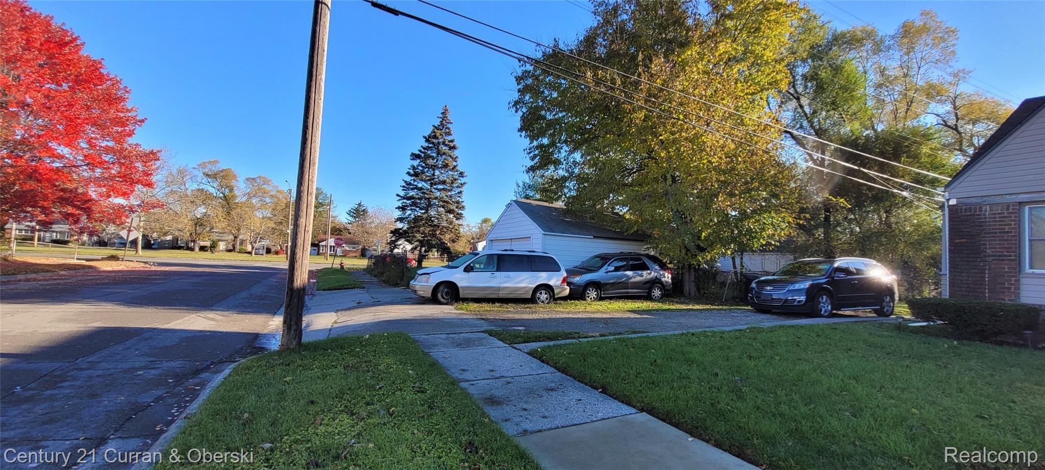 11958 Roxbury Street Detroit, MI 48224 - Photo 6 of 7 20211115_092158.jpg