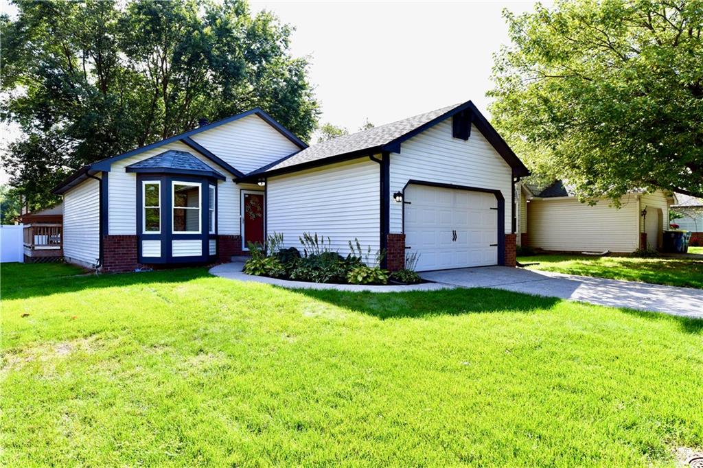 9243 Warwick Road Indianapolis, IN 46240 - Photo 1 of 23