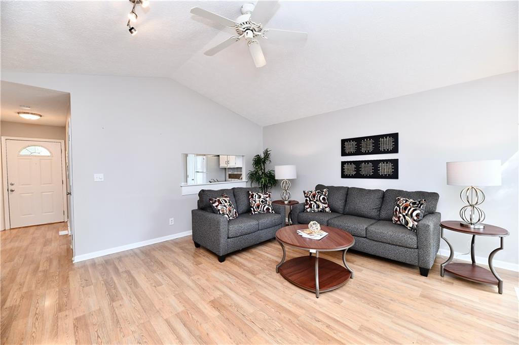 9243 Warwick Road Indianapolis, IN 46240 - Photo 3 of 23