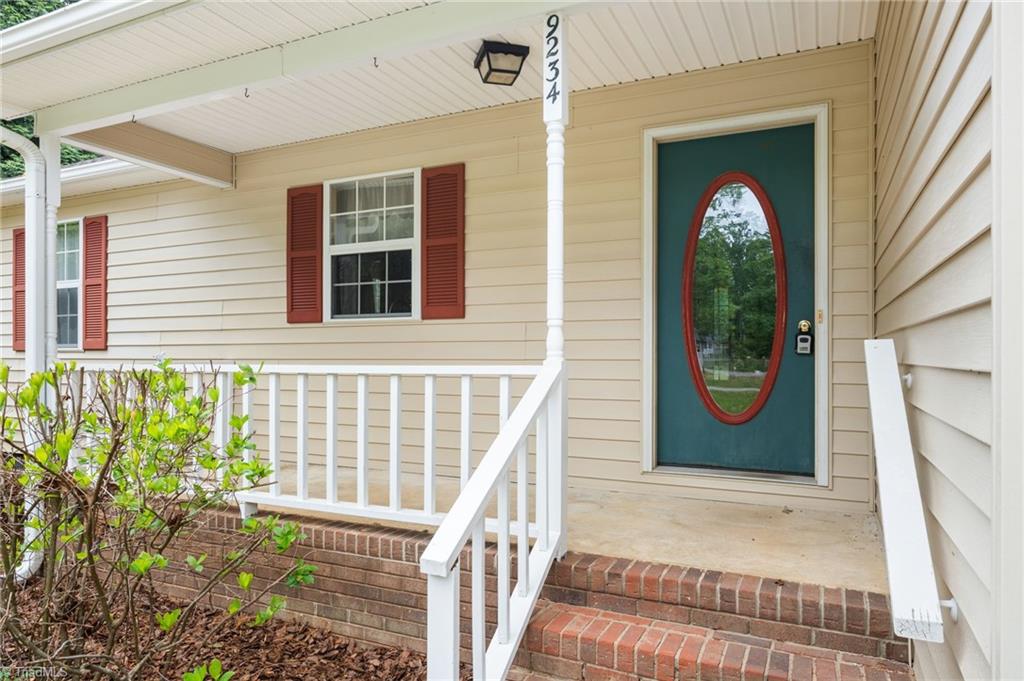 9234 Sahabi Road Kernersville, NC 27284 - Photo 2 of 42