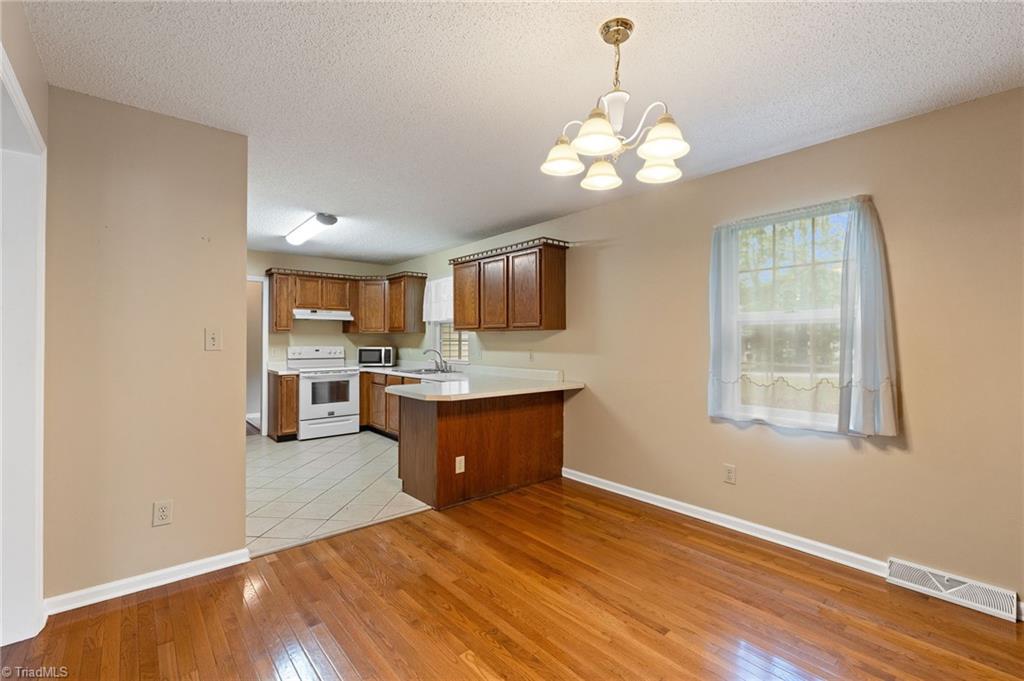 9234 Sahabi Road Kernersville, NC 27284 - Photo 10 of 42