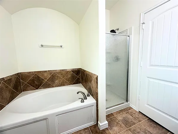 $2,100 | 8218 Nagy Hill Street, Spring, TX 77379