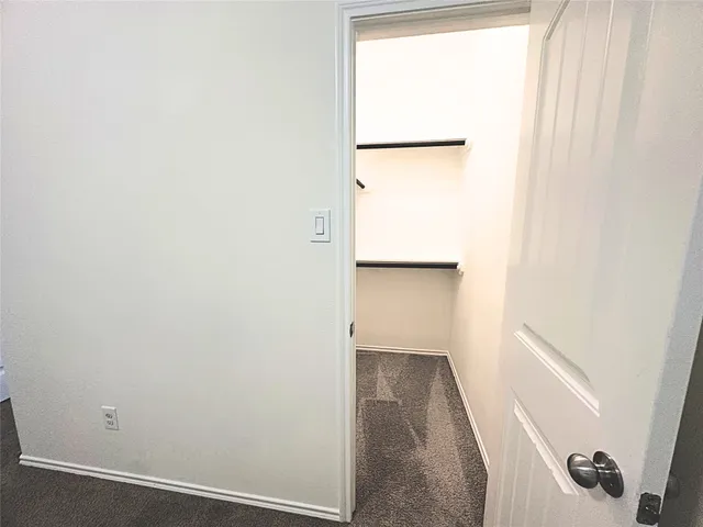 a view of utility room