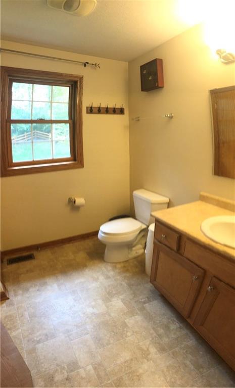 1342 Kingsgate Road Springfield, OH 45503 - Photo 23 of 31