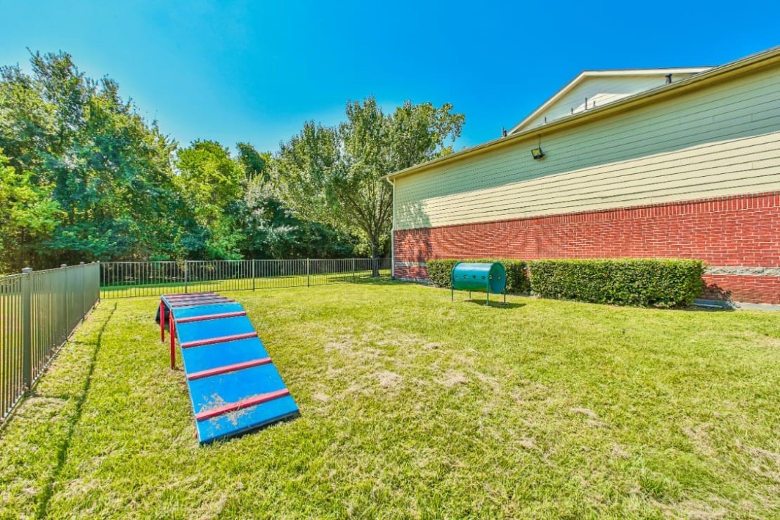 11111 West Montgomery Road, Unit 1207 Houston, TX 77088 - Photo 6 of 18